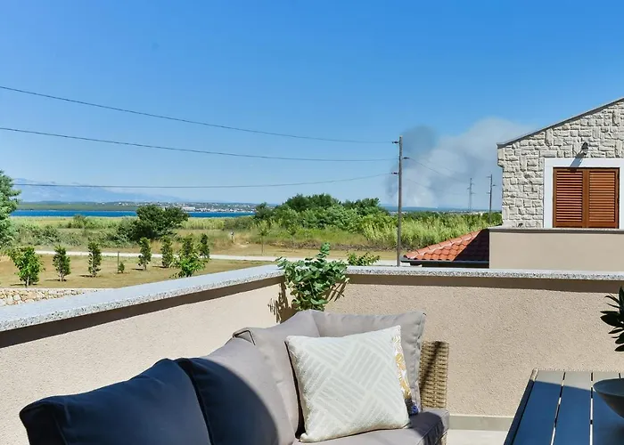 Romantic With Pool, And Whirpool, Sauna, Near Sandy - By Traveler Tourist Agency Krk Id 2379 Bedroom 3 Privlaka (Zadar)