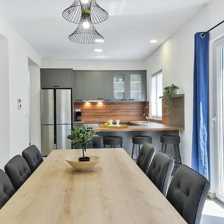 Romantic With Pool, And Whirpool, Sauna, Near Sandy - By Traveler Tourist Agency Krk Id 2379 Bedroom 3 Villa *