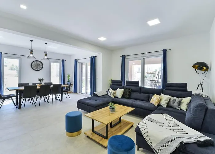 Romantic With Pool, And Whirpool, Sauna, Near Sandy - By Traveler Tourist Agency Krk Id 2379 Bedroom 3 * Privlaka